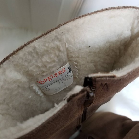 VINTAGE Yodelers Suede Boots - Picture 2 of 7